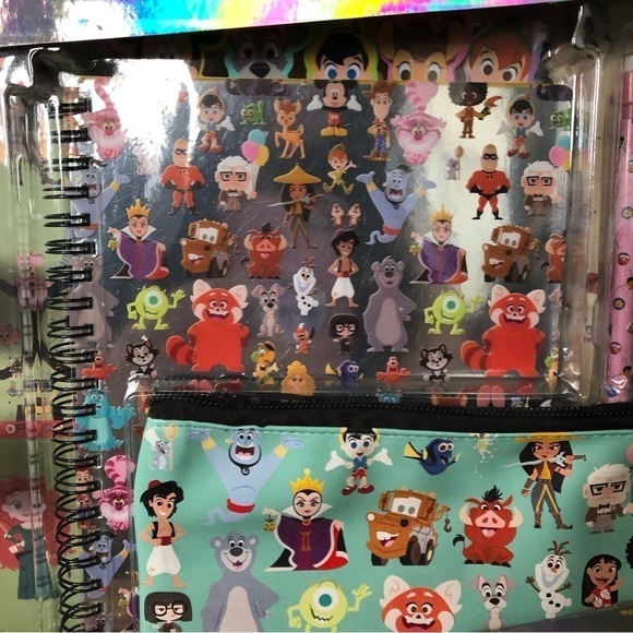 Disney 100 years: Journal Gift Set tabbed notebook, pencil case - Picture 3 of 7